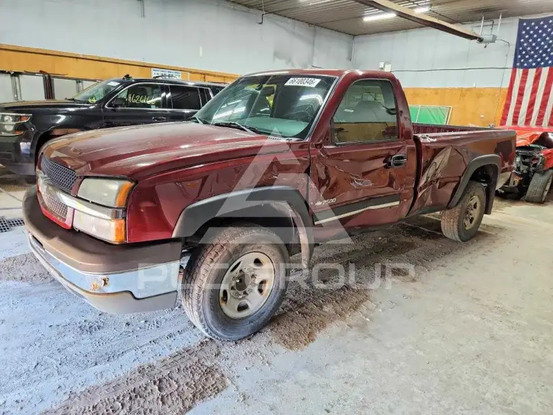 2003 Chevrolet Silverado photo