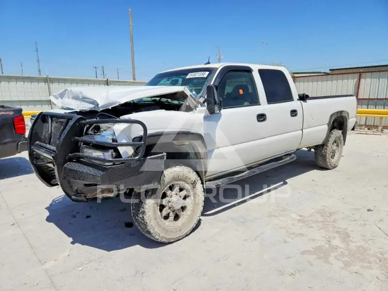 2003 Chevrolet Silverado photo