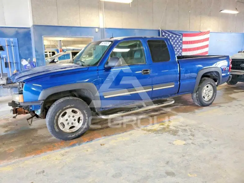 2003 Chevrolet Silverado photo