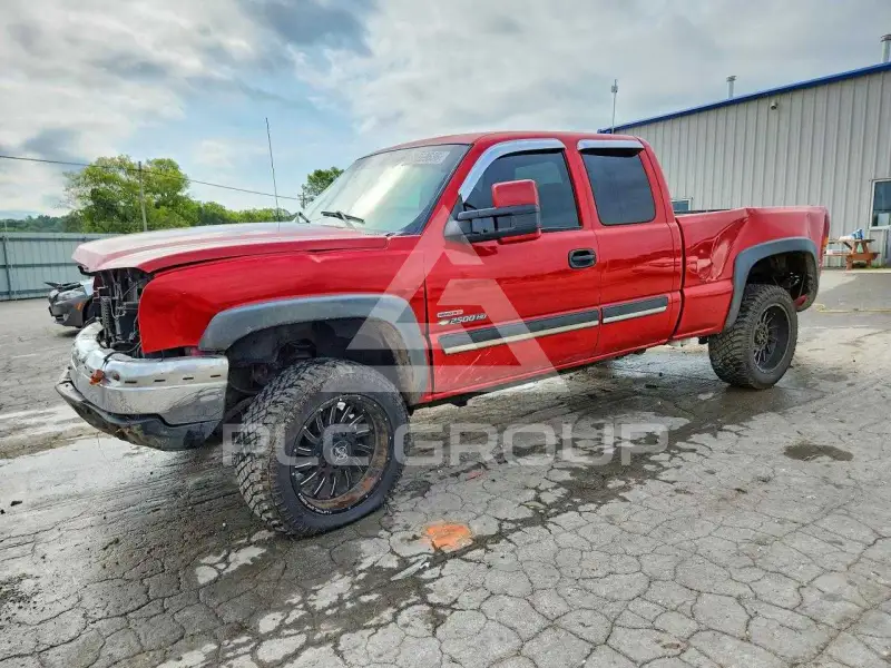 2003 Chevrolet Silverado photo