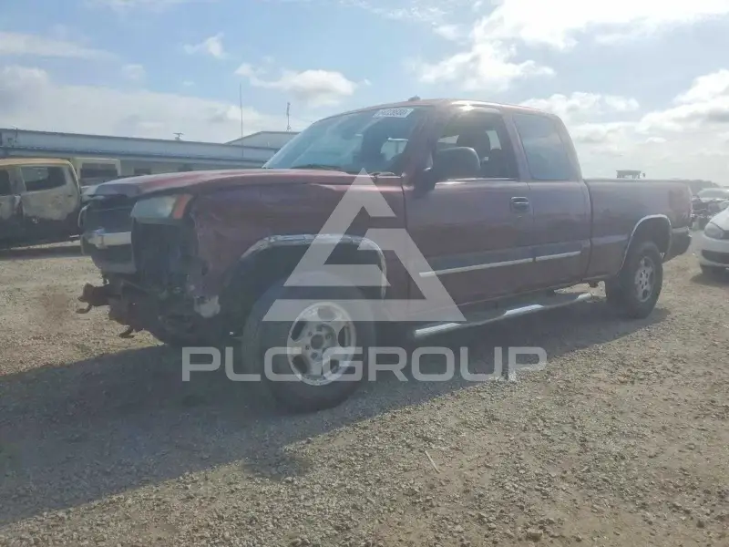 2003 Chevrolet Silverado photo