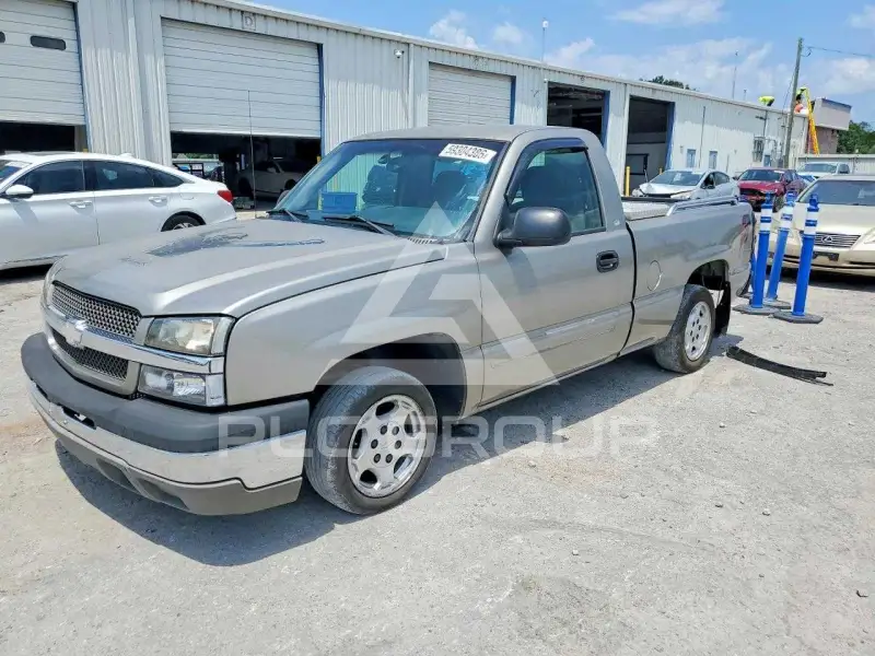 2003 Chevrolet Silverado photo
