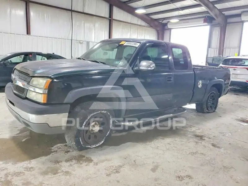 2003 Chevrolet Silverado photo