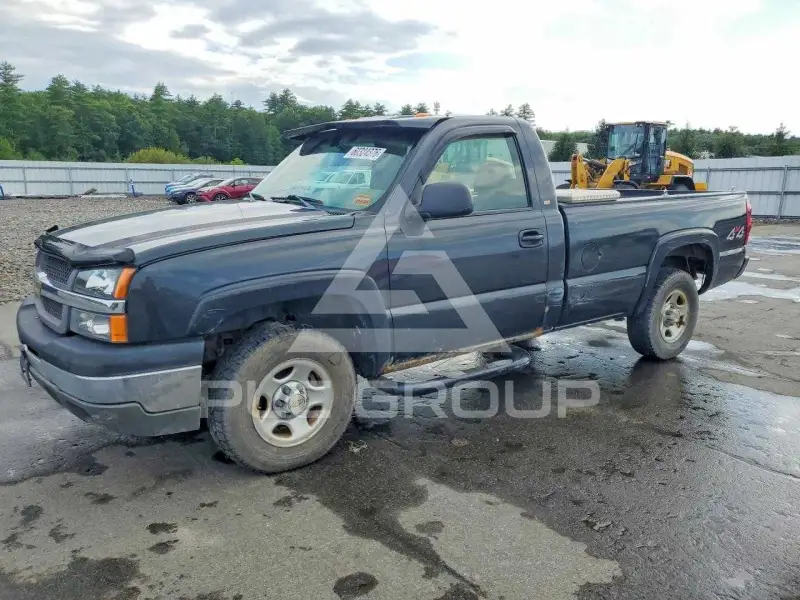 2003 Chevrolet Silverado photo