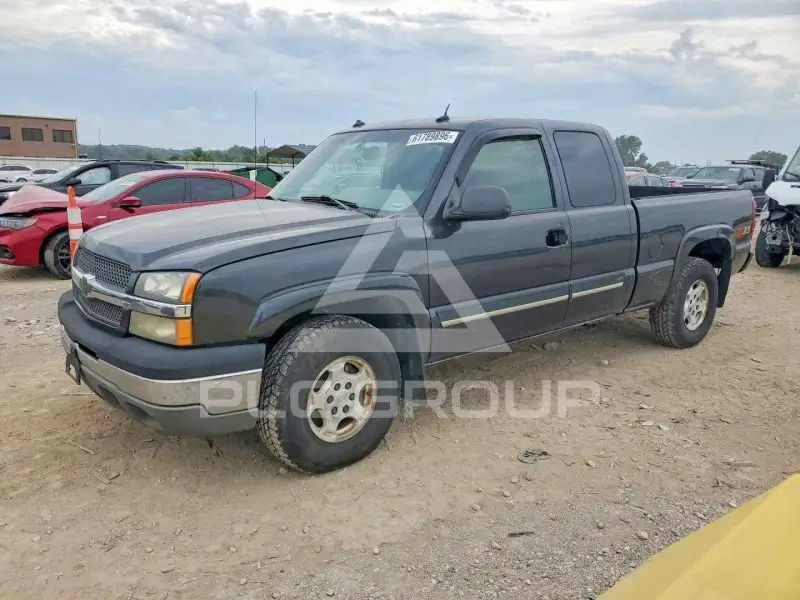 2003 Chevrolet Silverado photo