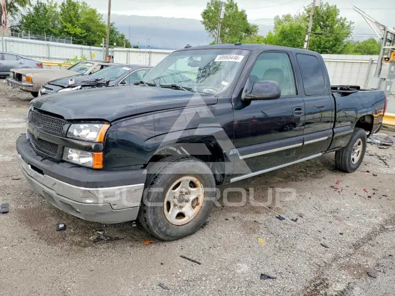 2003 Chevrolet Silverado photo