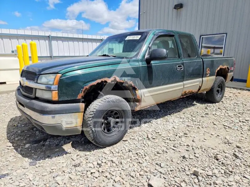 2003 Chevrolet Silverado photo