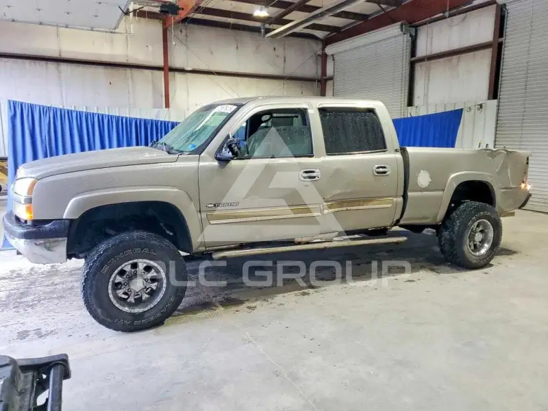 2003 Chevrolet Silverado photo