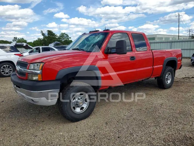 2003 Chevrolet Silverado photo