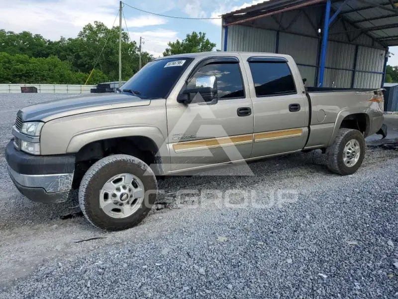 2003 Chevrolet Silverado photo
