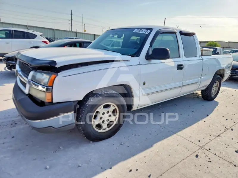 2003 Chevrolet Silverado photo