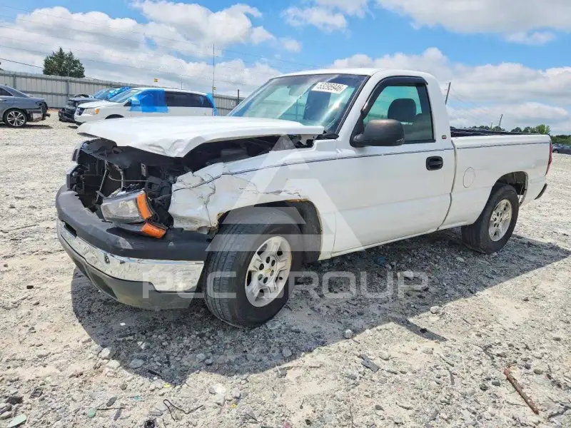 2003 Chevrolet Silverado photo