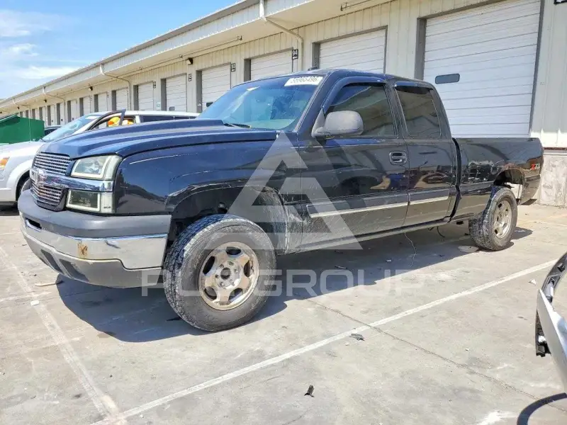 2003 Chevrolet Silverado photo