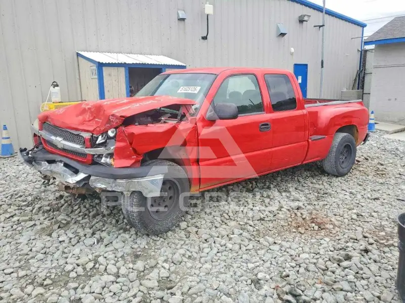 2003 Chevrolet Silverado photo