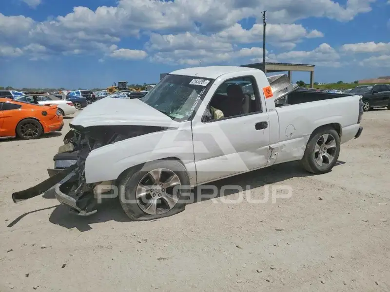 2003 Chevrolet Silverado фото