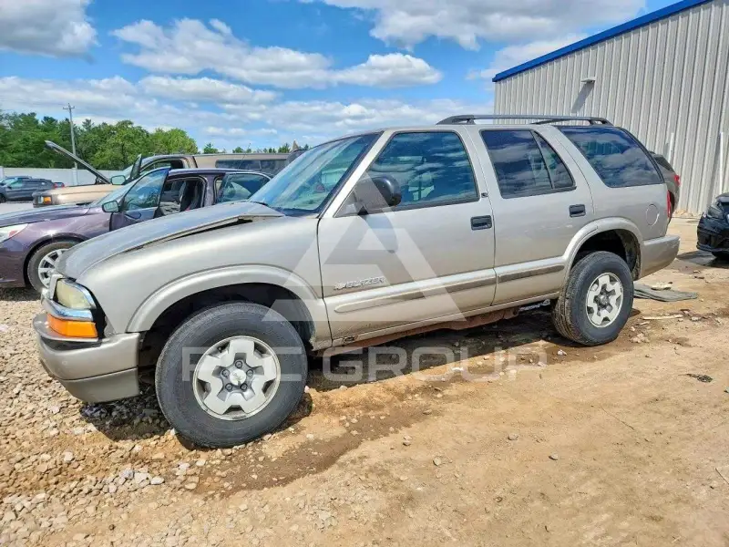 2003 Chevrolet Blazer фото