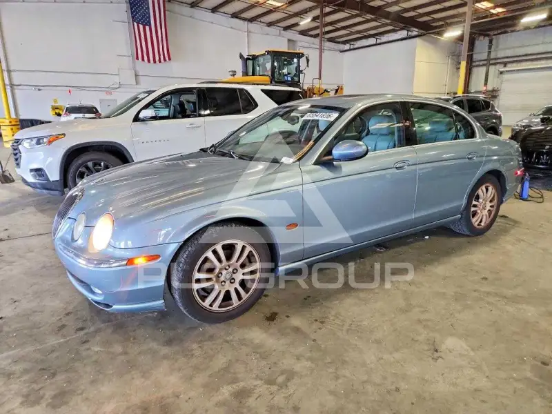 2003 Jaguar S-TYPE photo