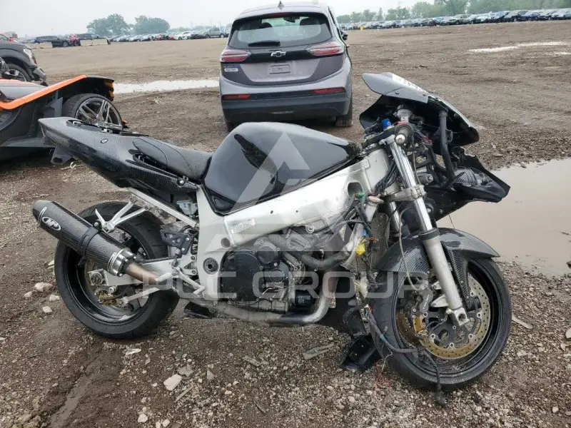 2003 Suzuki GSX фото