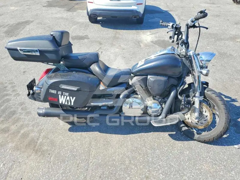 2003 Honda VT photo
