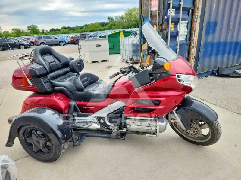 2003 Honda GL photo