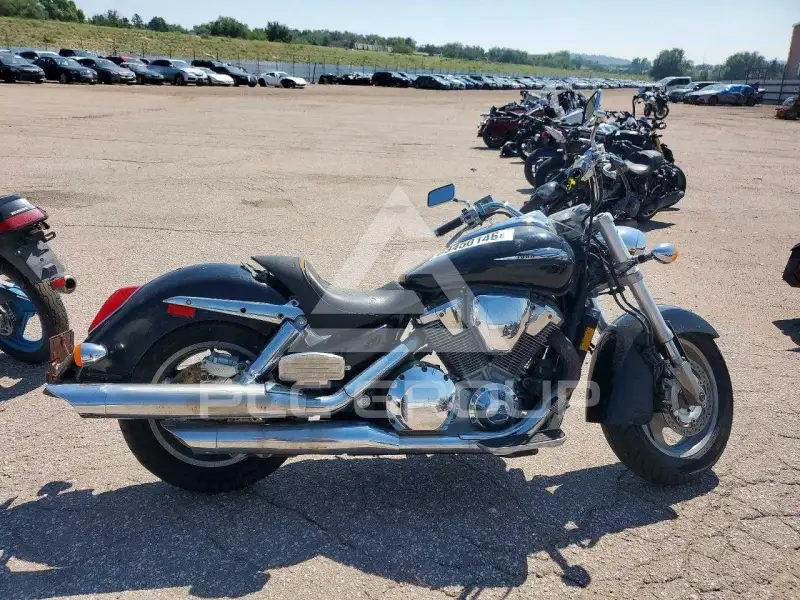 2003 Honda VTX photo