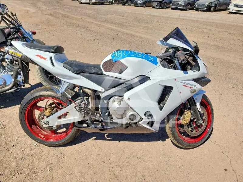 2003 Honda CBR фото