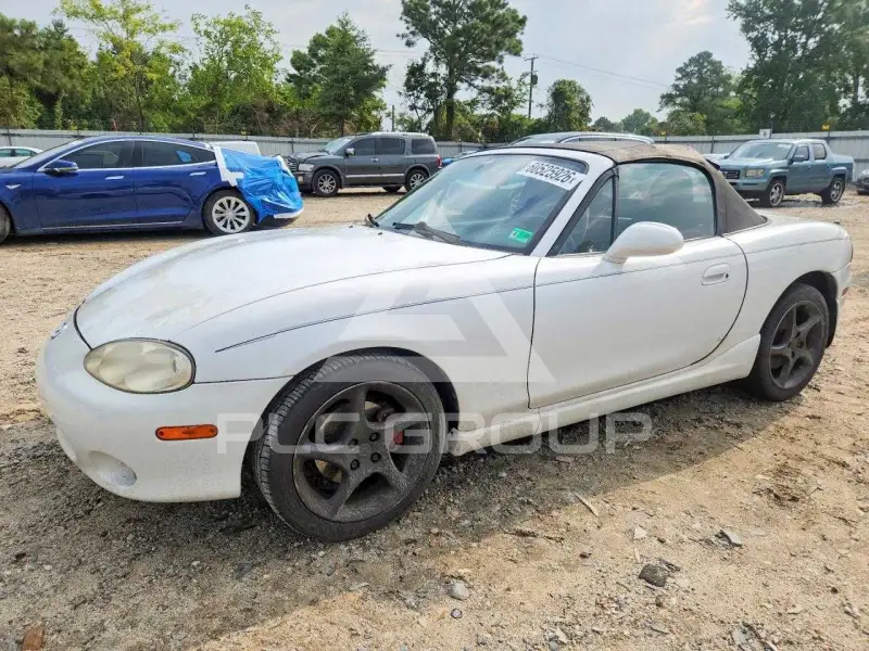 2003 Mazda MX-5 photo