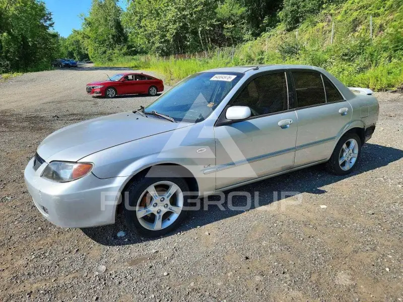 2003 Mazda Protege photo