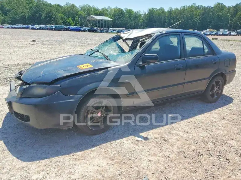 2003 Mazda Protege photo