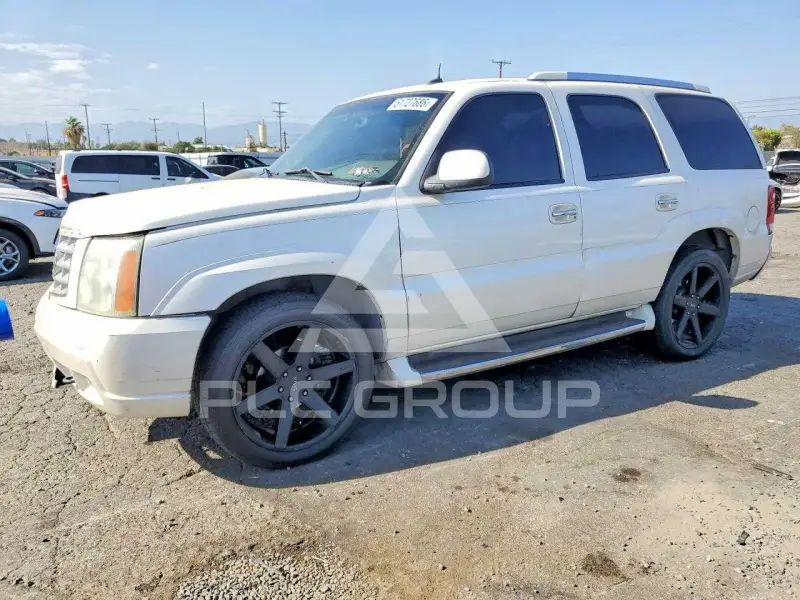2003 Cadillac ESCALADE photo