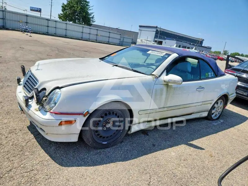 2003 Mercedes Benz CLK фото