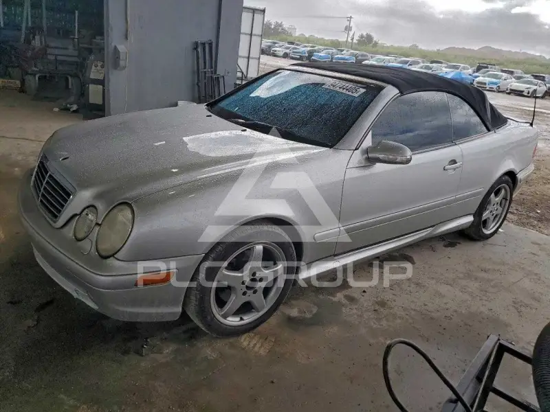 2003 Mercedes Benz CLK фото