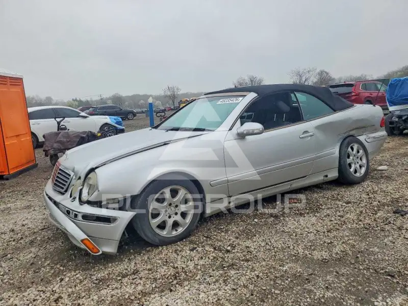 2003 Mercedes Benz CLK фото