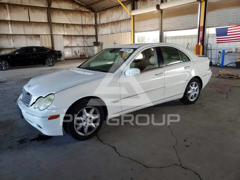 2003 Mercedes Benz C-Class фото