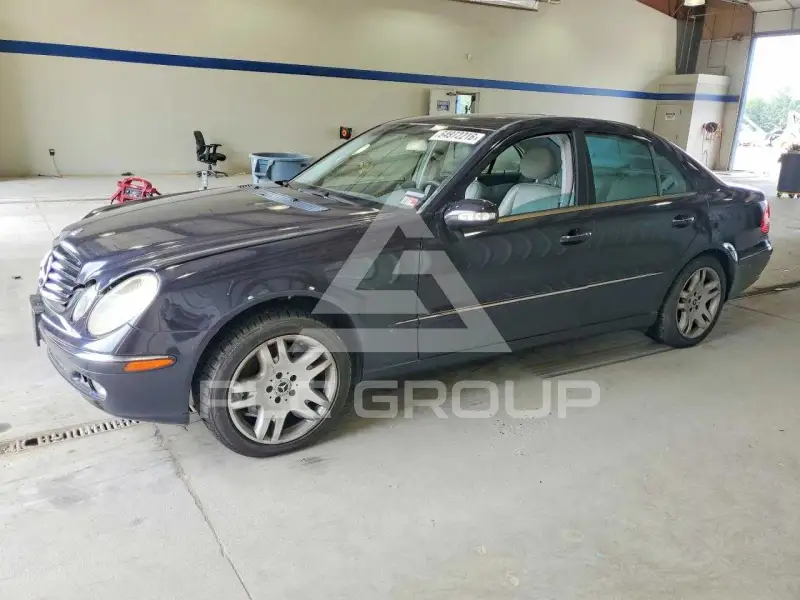 2003 Mercedes Benz E-Class photo