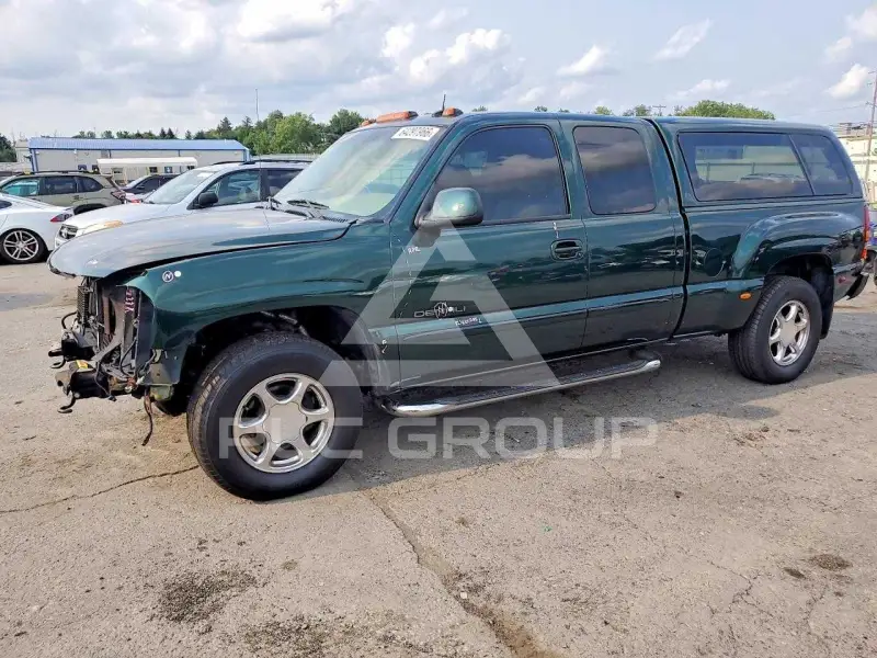 2003 GMC Sierra photo