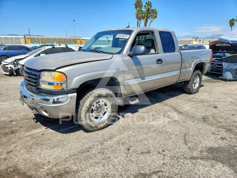 2003 GMC Sierra фото