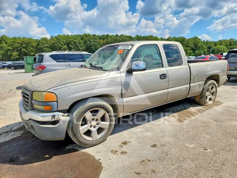 2003 GMC Sierra photo
