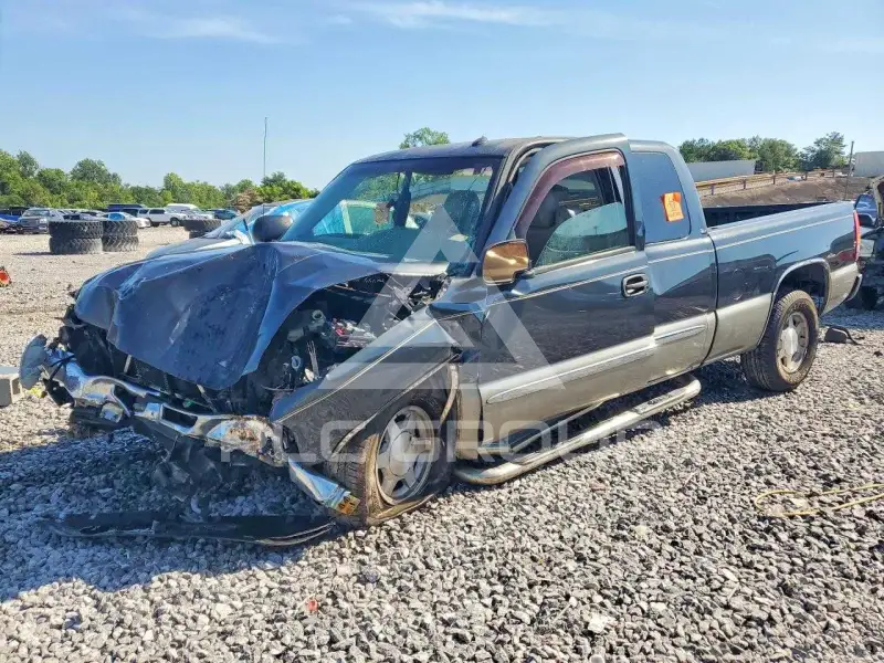 2003 GMC Sierra фото