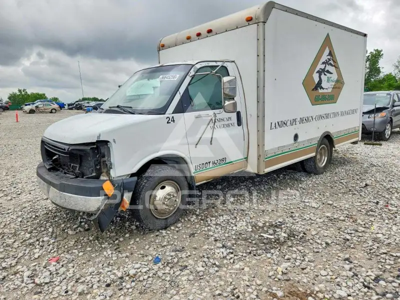 2003 GMC Savana фото