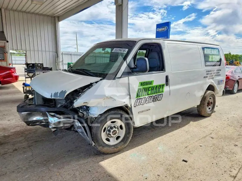 2003 GMC Savana фото