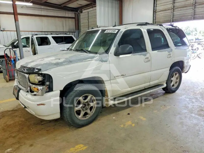 2003 GMC YUKON фото