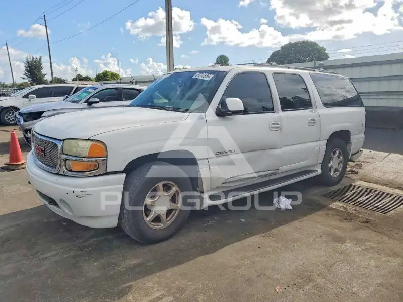 2003 GMC YUKON фото