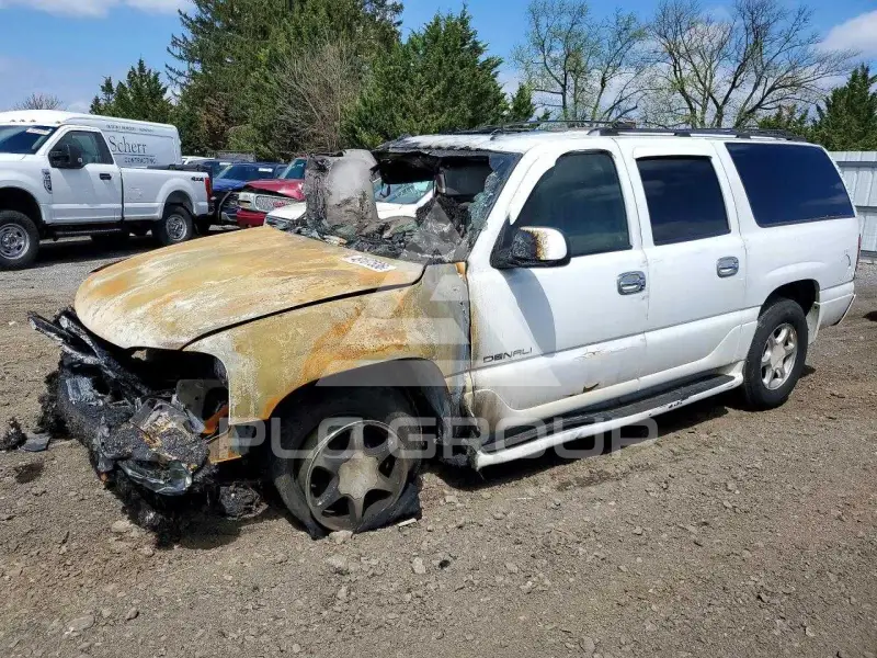 2003 GMC YUKON фото