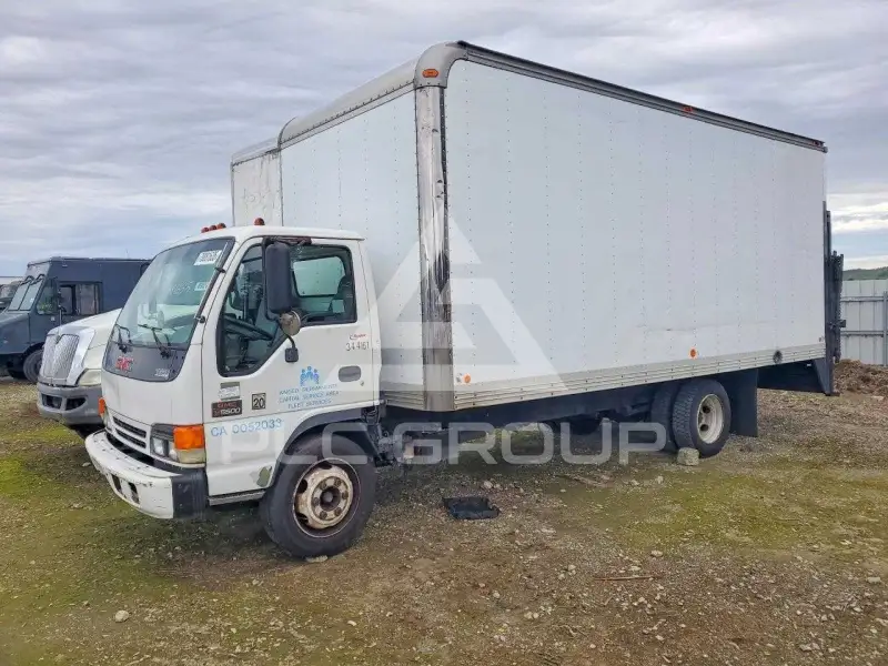 2003 GMC W5500 фото