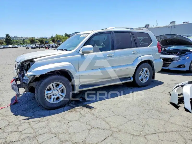2003 Lexus GX photo