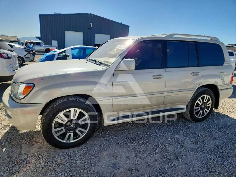 2003 Lexus LX470 фото