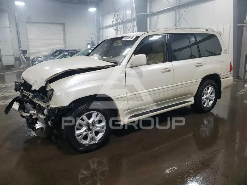 2003 Lexus LX470 фото