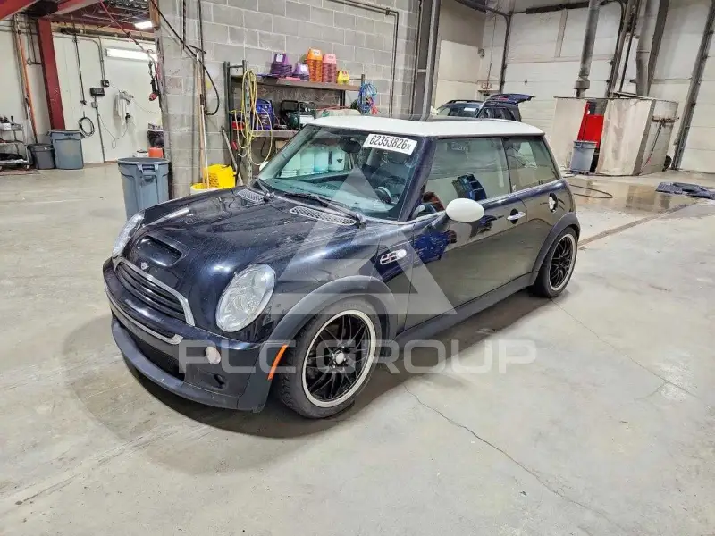 2003 Mini COOPER фото