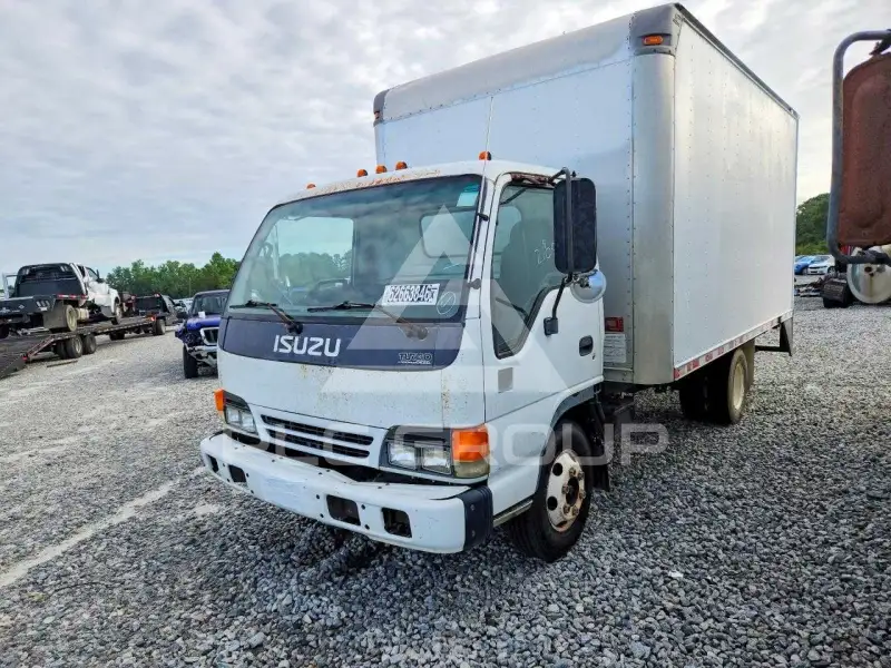 2003 Isuzu NPR фото
